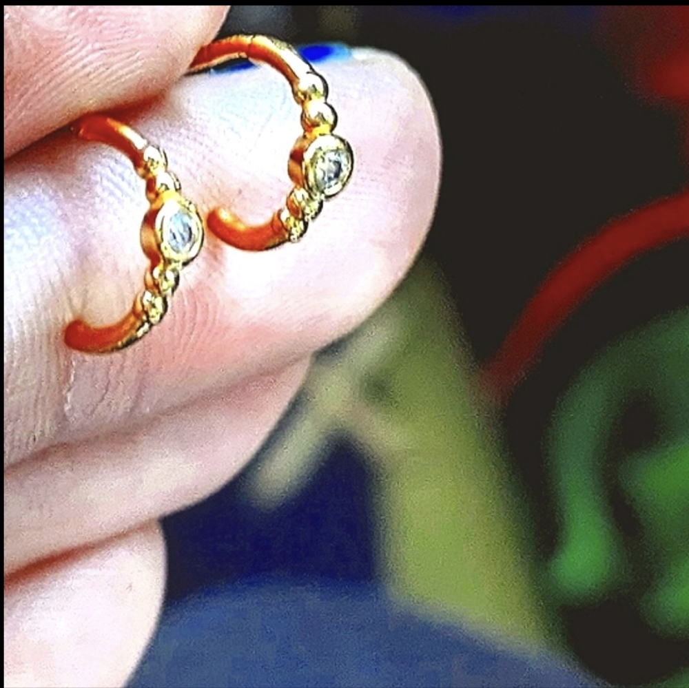 Mejuri Gold hoop earrings